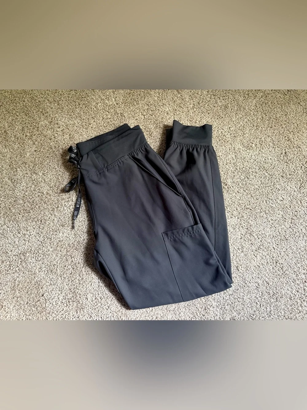 Med Couture S scrub joggers